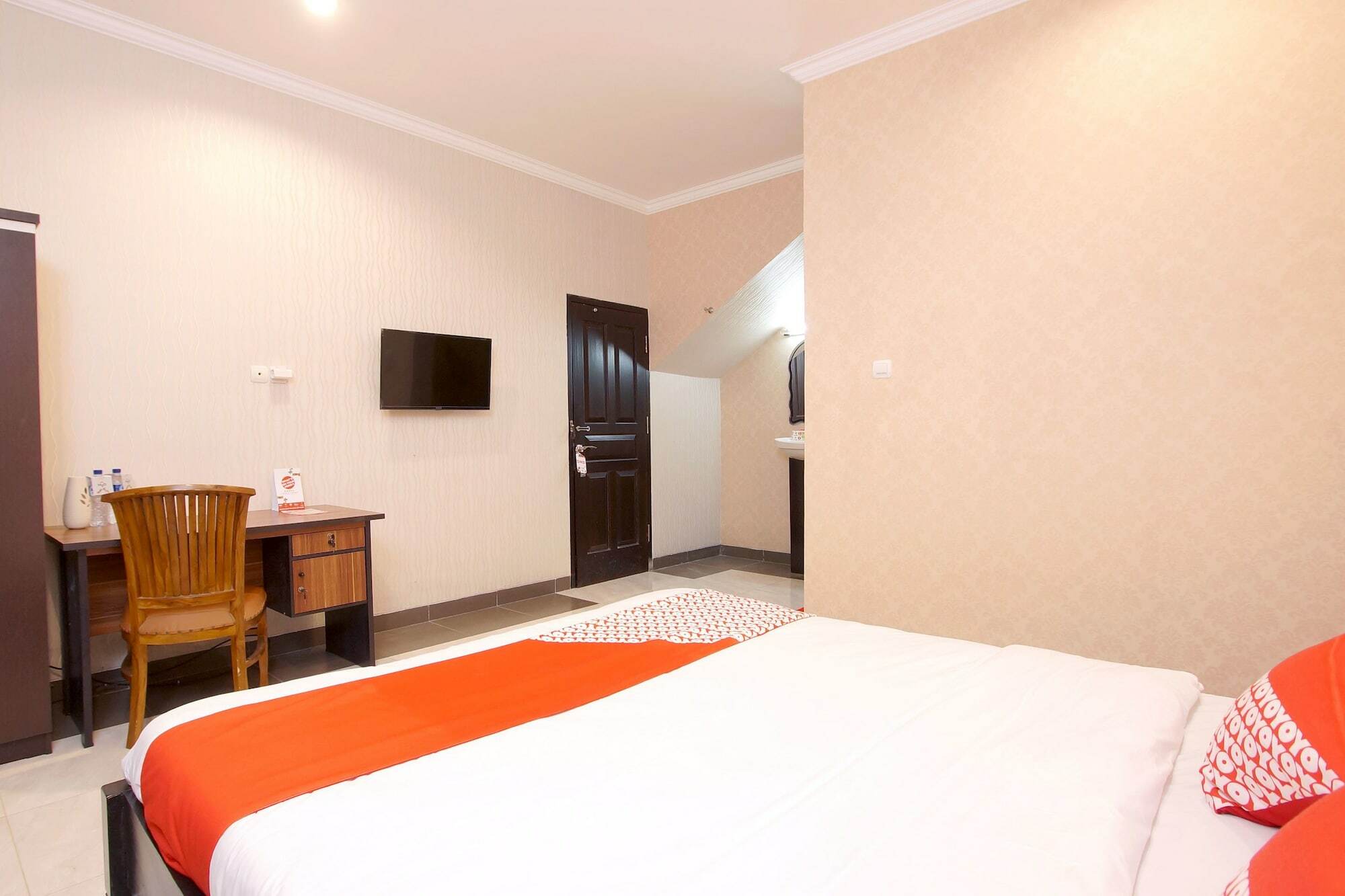 Oyo 347 Bayang Brothers Guest House Maguwo Esterno foto